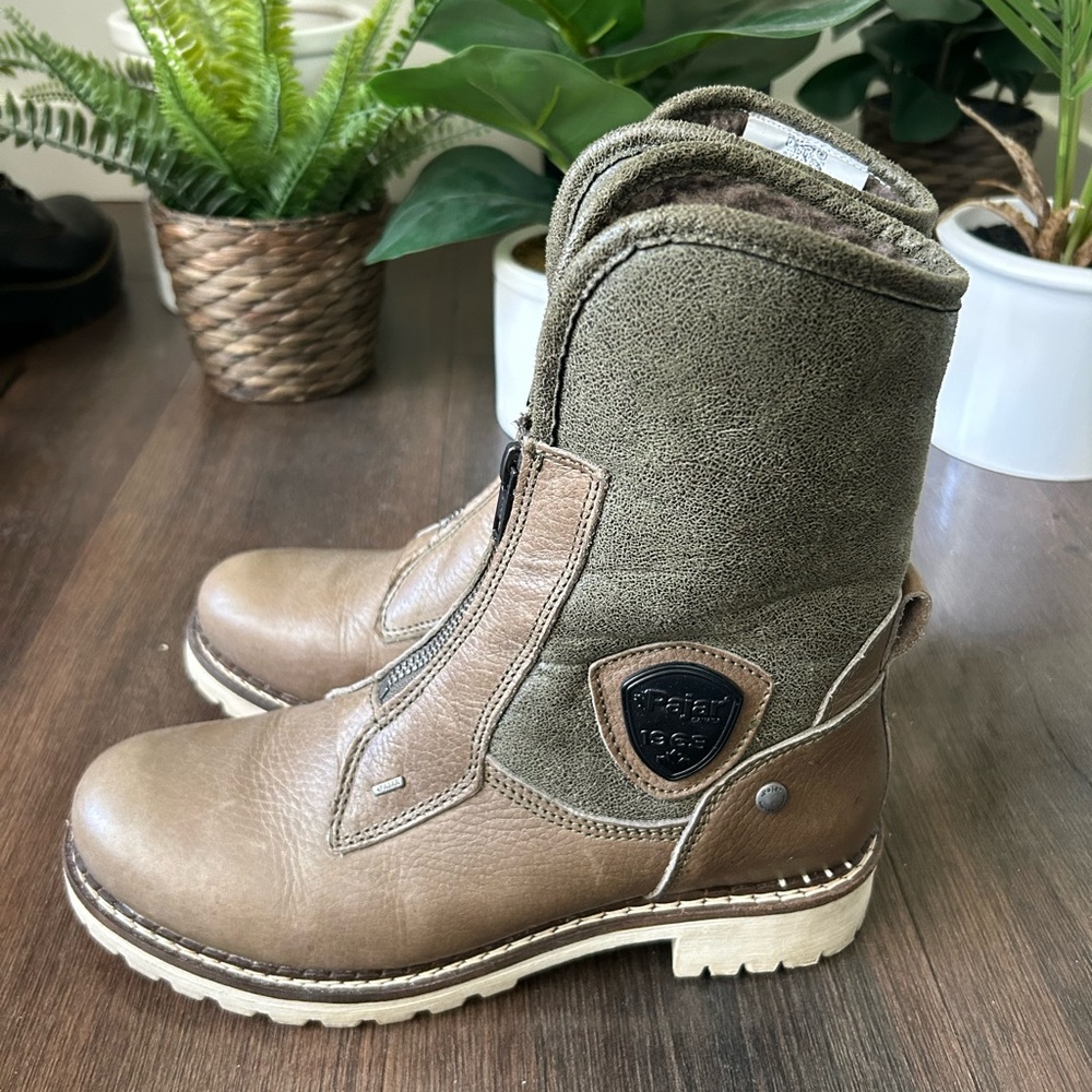 Pajar Women’s Shearling Boot - 8/8.5